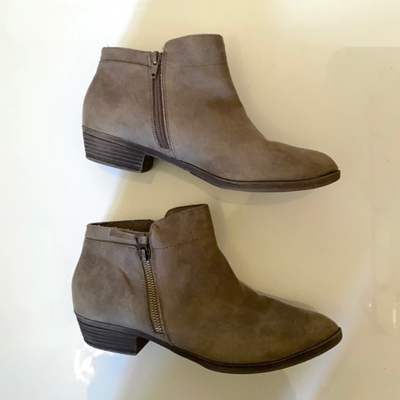 SOLD - Picture 5 of 5